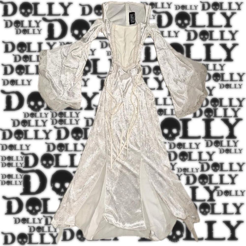 🖤SOLD🖤 Rare vintage lip service white cold shoulder dress